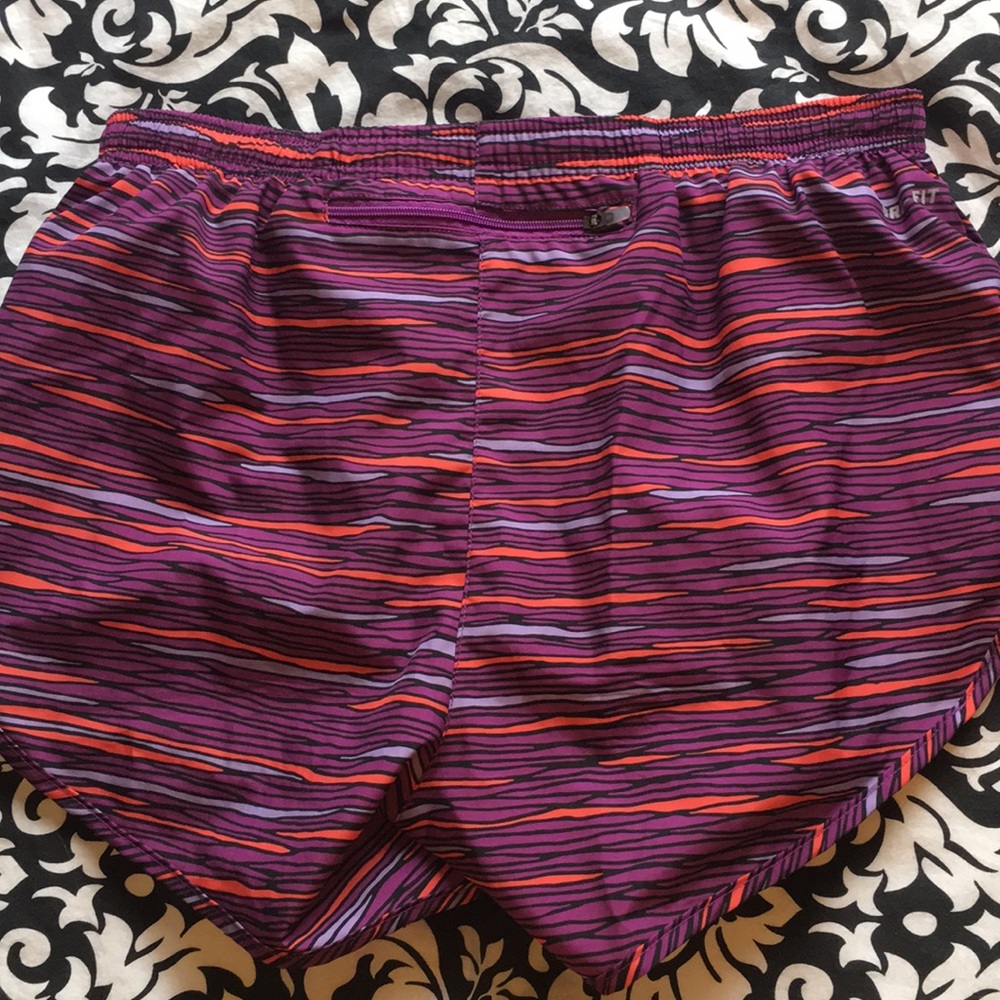 NIKE RUNNING SHORTS - Picture 5 of 5
